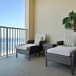 Stunning Ocean Front 2Br 2Ba Free Beach Lounges Rental