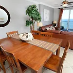 Stunning Ocean Front 2Br 2Ba Free Beach Lounges Rental