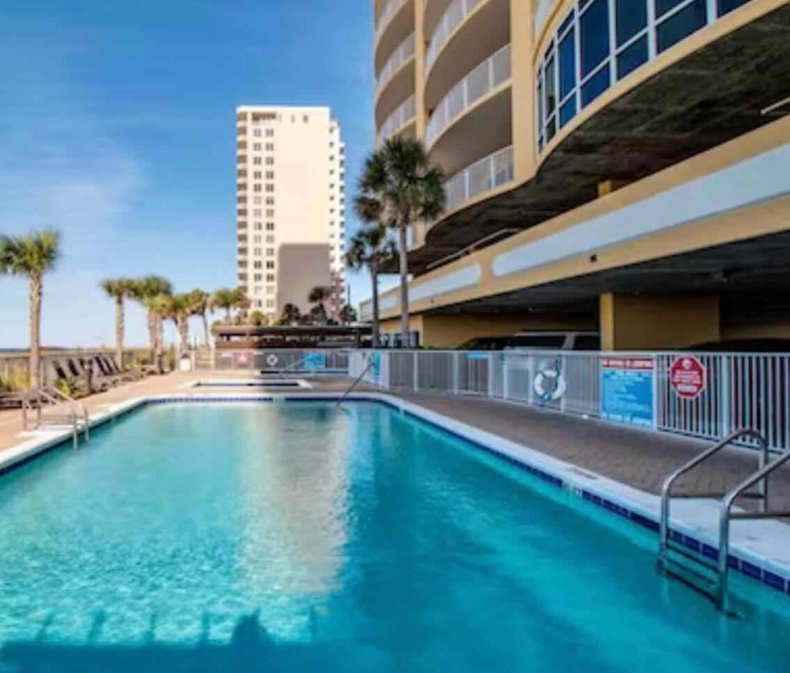 Stunning Ocean Front 2br 2ba Free Lounges Apartment *