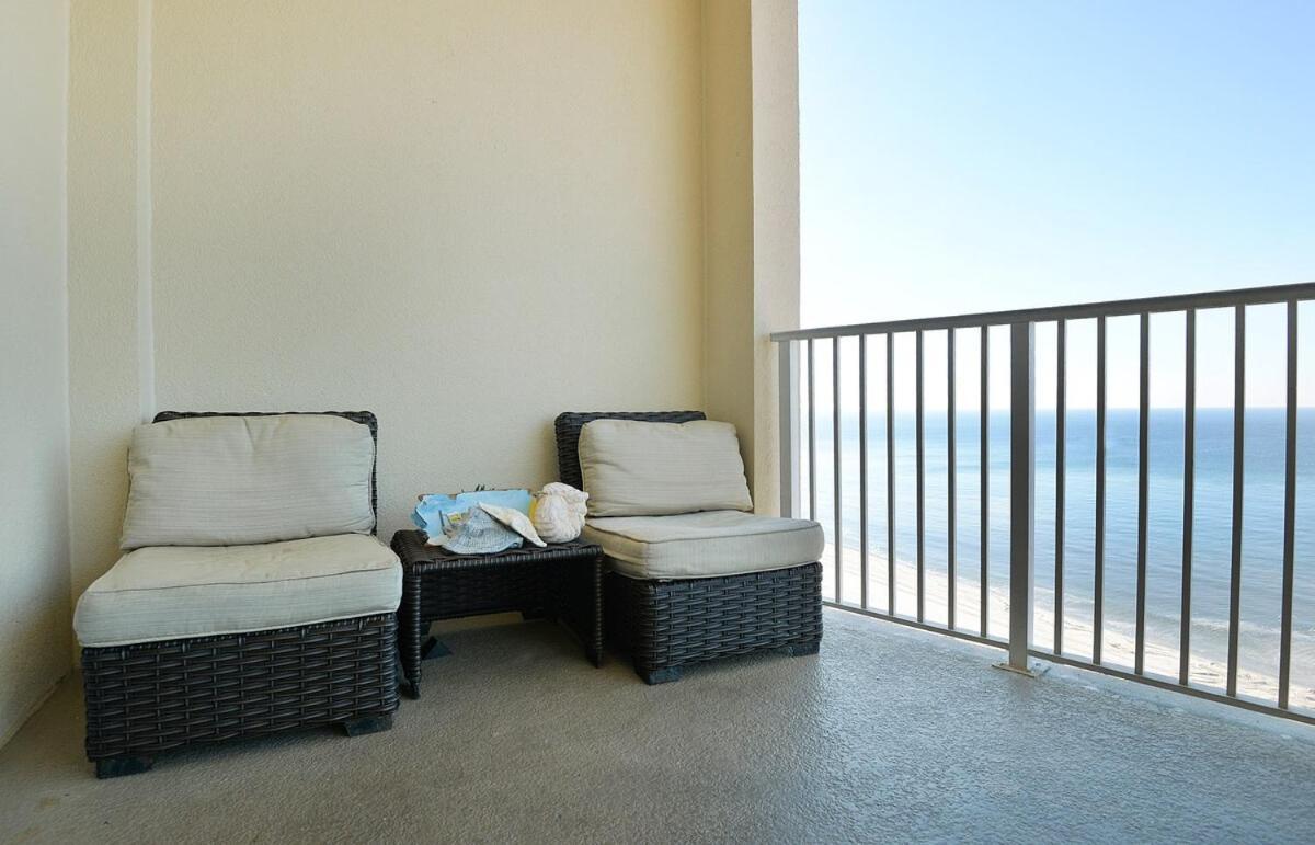 Stunning Ocean Front 2br 2ba Free Lounges *