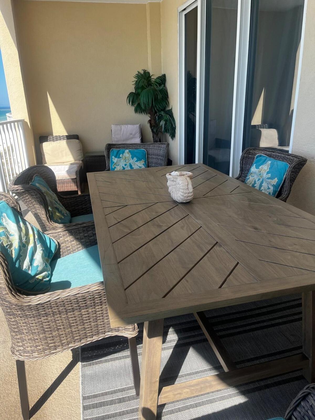 Stunning Ocean Front 2br 2ba Free Lounges Apartment Panama City Beach